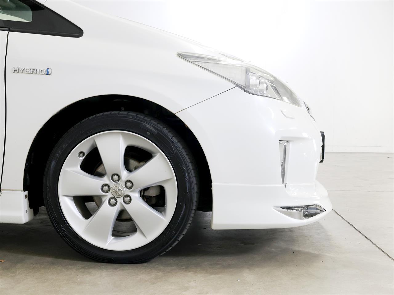 image-8, 2013 Toyota PRIUS 1.8lt Hybrid S 'Touring Selectio at Christchurch