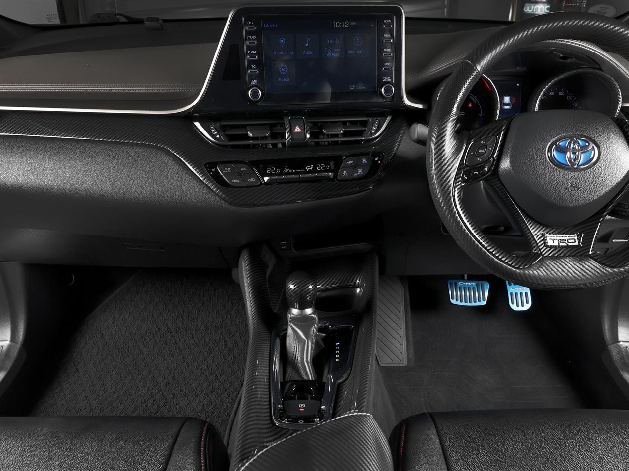 image-10, 2020 Toyota C-HR Hybrid G-Package at Christchurch