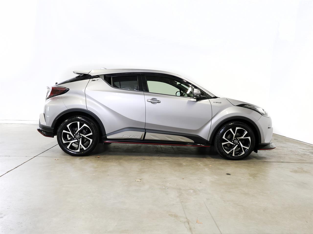 image-9, 2018 Toyota C-HR Hybrid G 'LED Edition' at Christchurch