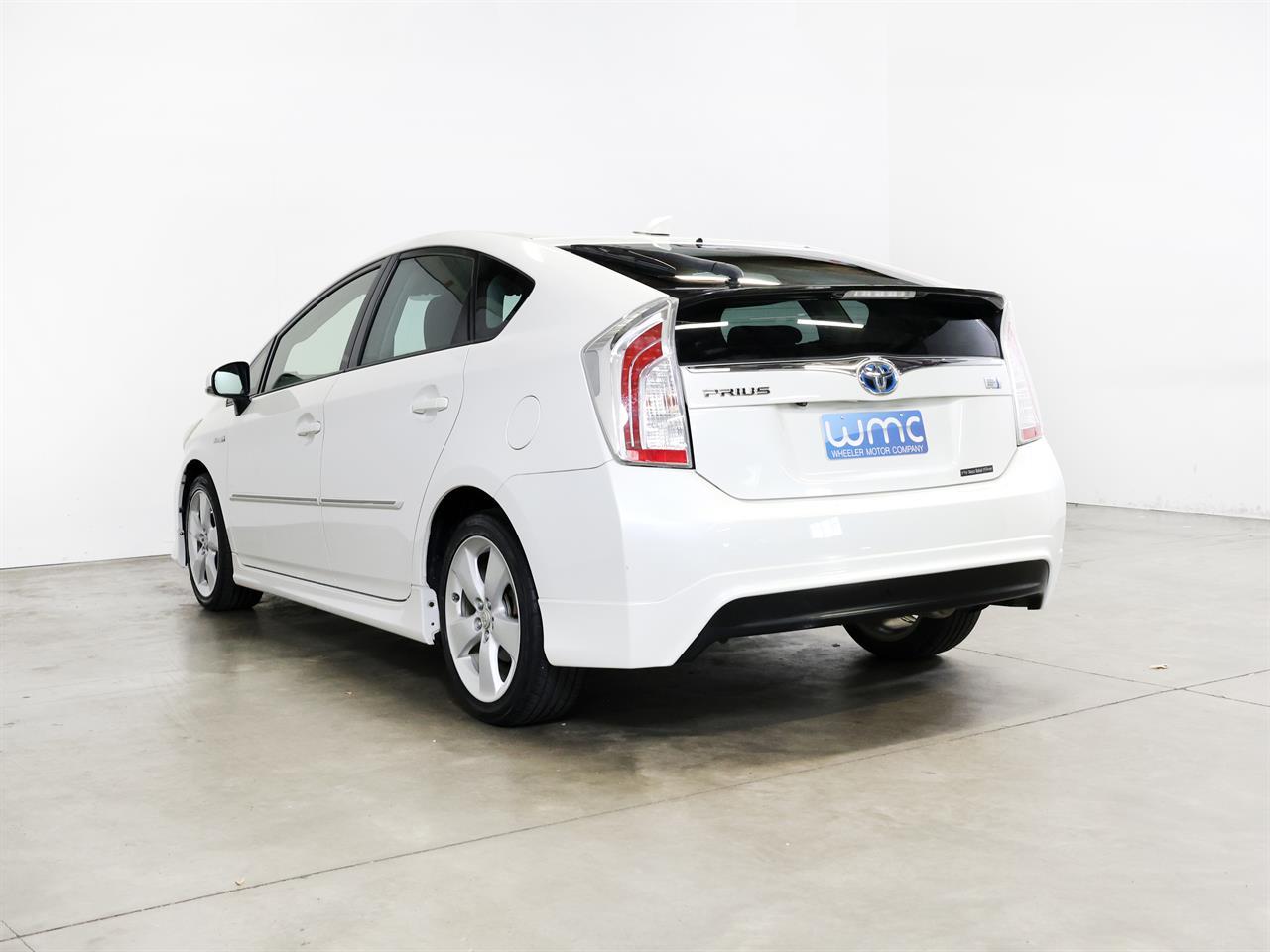 image-5, 2013 Toyota PRIUS 1.8lt Hybrid S 'Touring Selectio at Christchurch