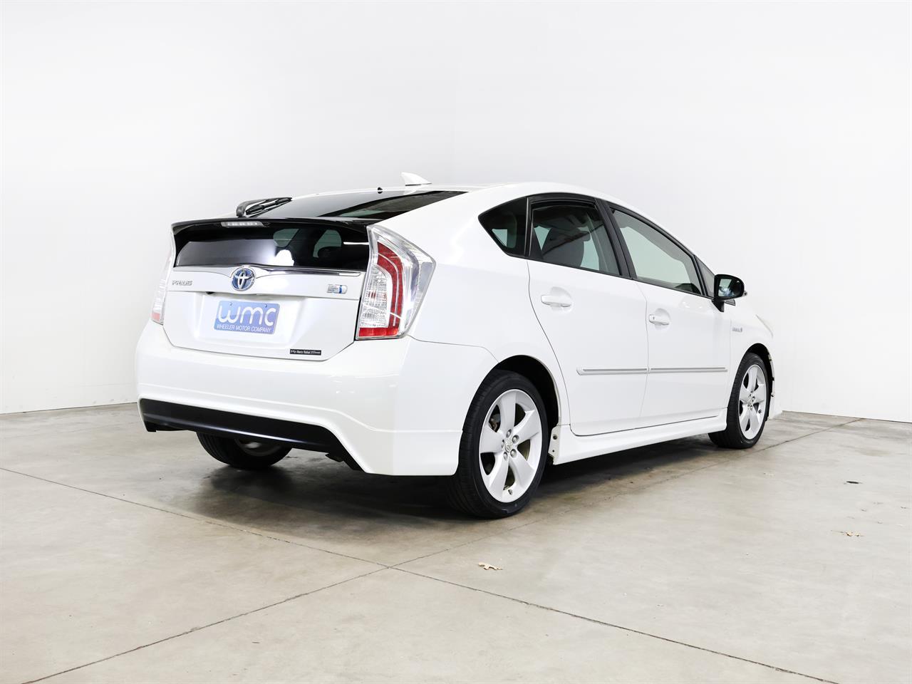 image-7, 2013 Toyota PRIUS 1.8lt Hybrid S 'Touring Selectio at Christchurch