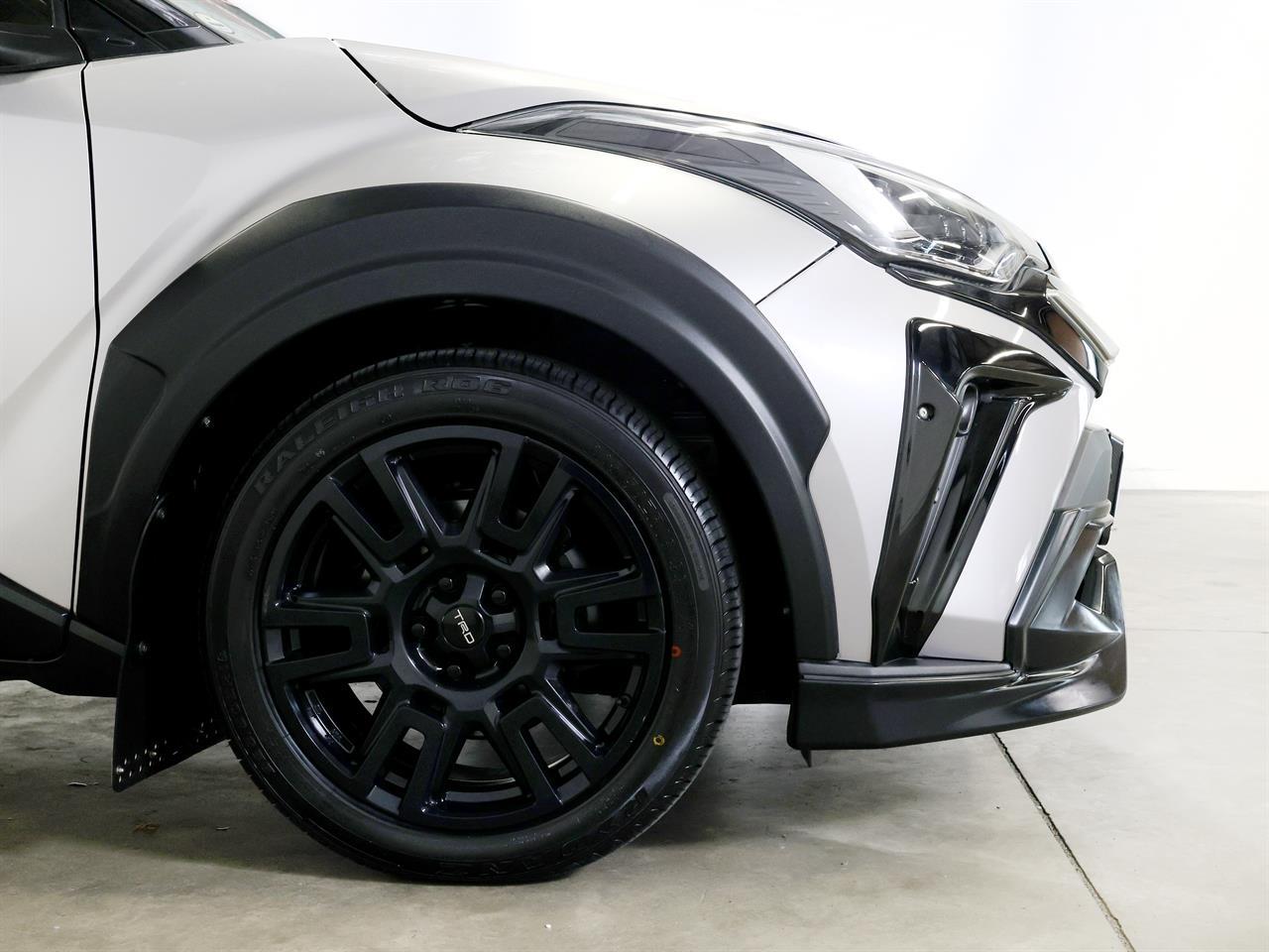 image-8, 2020 Toyota C-HR Hybrid G-Package at Christchurch