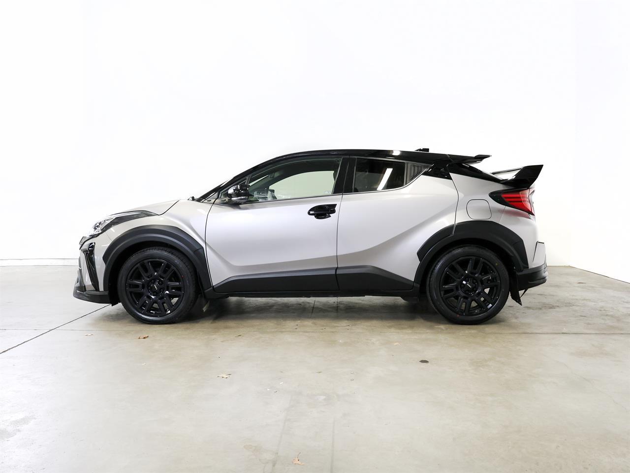 image-4, 2020 Toyota C-HR Hybrid G-Package at Christchurch