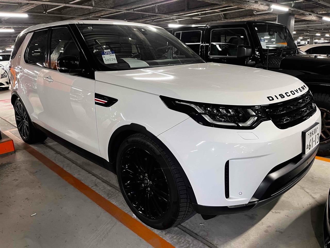 image-2, 2019 LandRover Discovery 5 HSE 3.0 Td6 RWC 2019 Ed at Christchurch