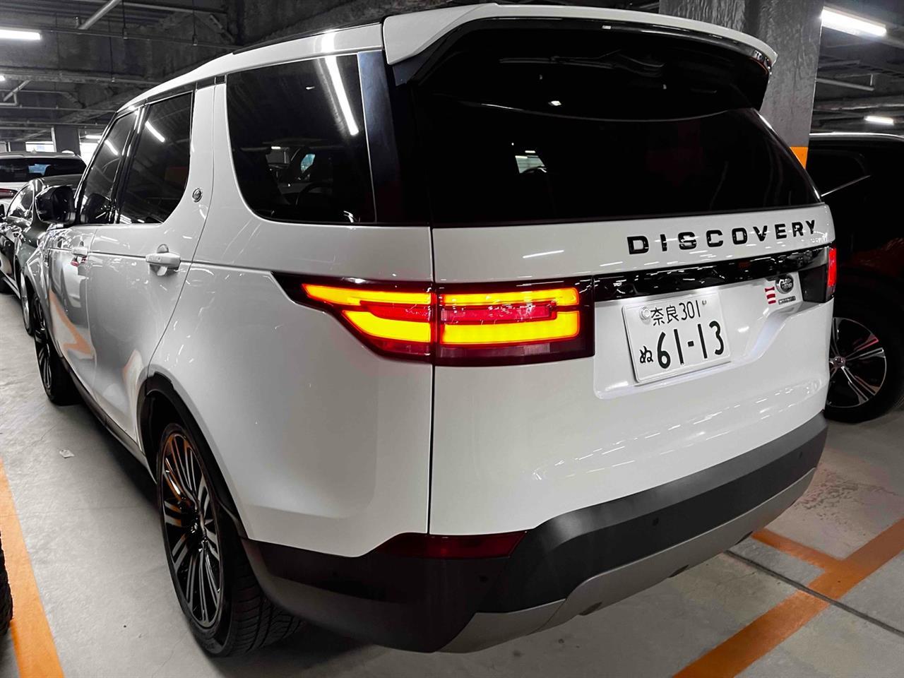 image-3, 2019 LandRover Discovery 5 HSE 3.0 Td6 RWC 2019 Ed at Christchurch