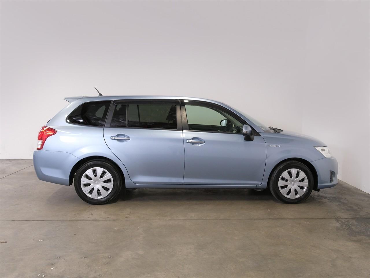 image-9, 2014 Toyota Corolla Fielder Hybrid G at Christchurch