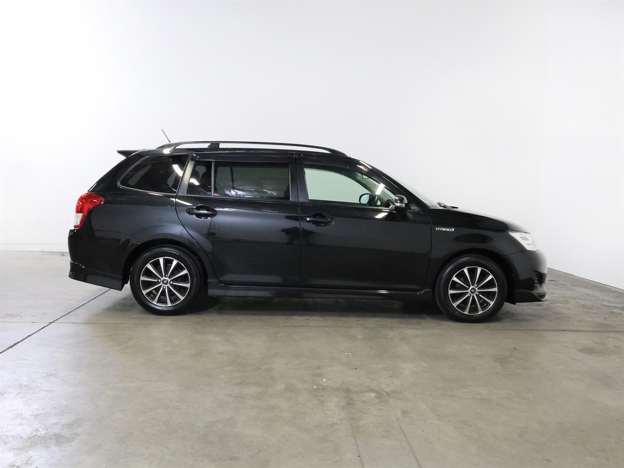 image-9, 2014 Toyota Corolla Fielder Hybrid G at Christchurch