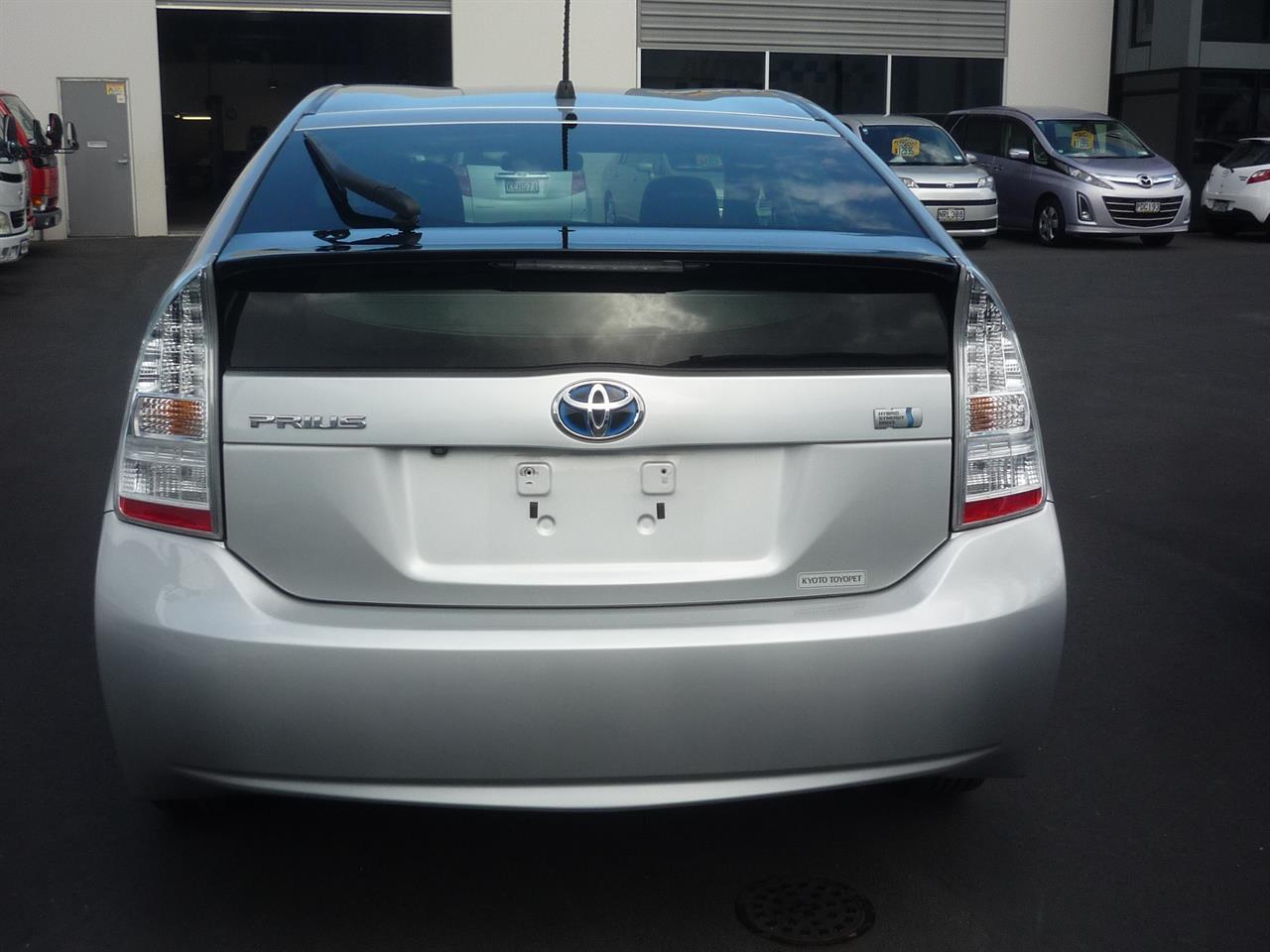 image-15, 2010 Toyota Prius S Hybrid at Dunedin