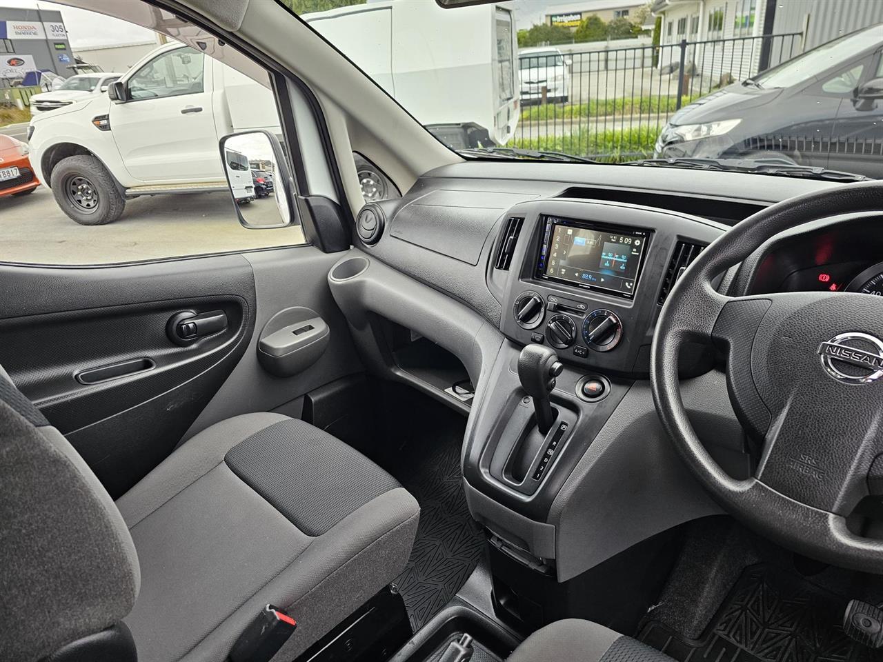 image-7, 2020 Nissan NV200 DX at Waimakariri