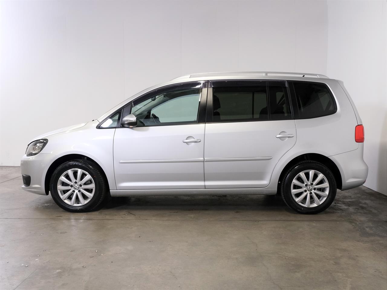 image-4, 2013 Volkswagen Touran 1.4TSI Highline 'Facelift'  at Christchurch