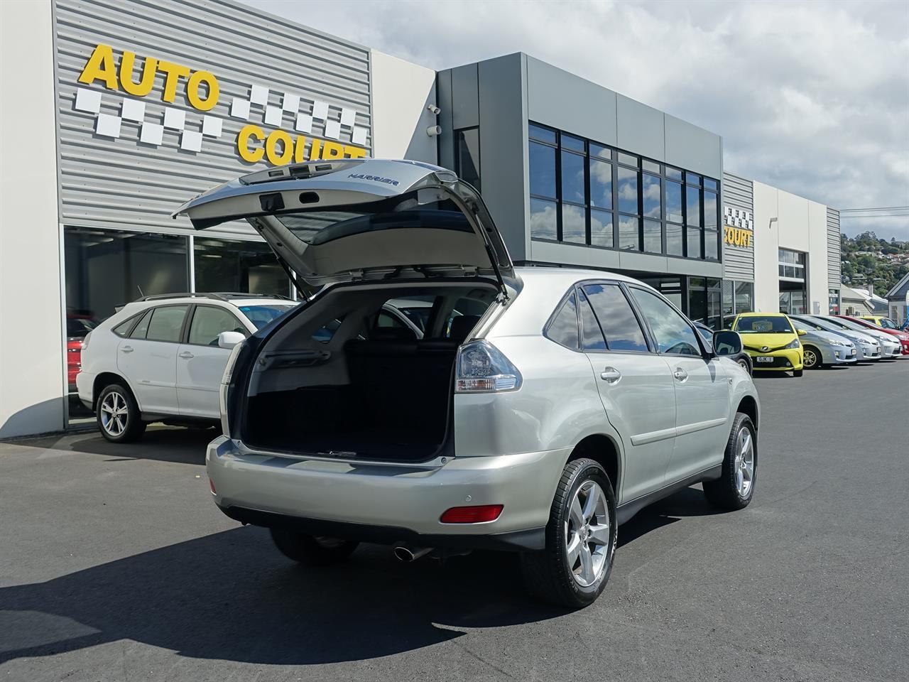 image-13, 2004 Toyota Harrier 300G Four at Dunedin