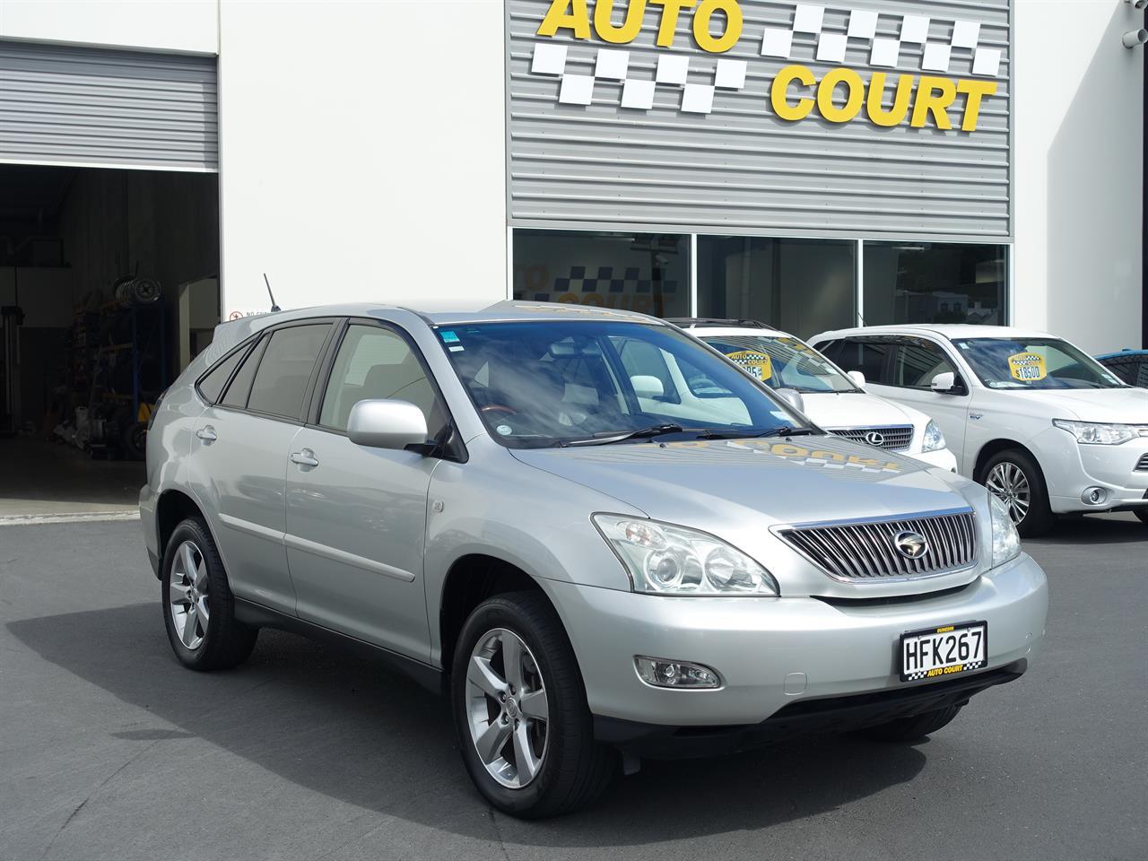 image-0, 2004 Toyota Harrier 300G Four at Dunedin