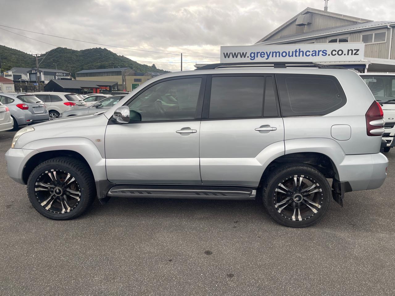 image-7, 2004 Toyota Landcruiser Prado 4.0 P V6 4WD RV 4A at Greymouth