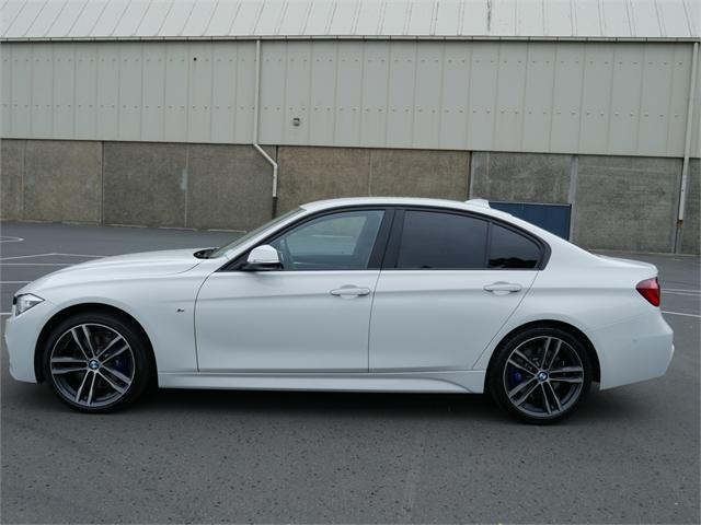 image-5, 2019 BMW 320i M-Sport Shadow Edition at Dunedin