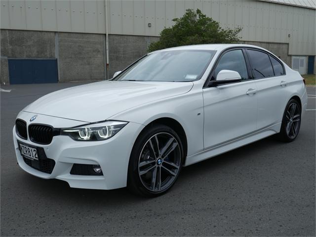 image-6, 2019 BMW 320i M-Sport Shadow Edition at Dunedin