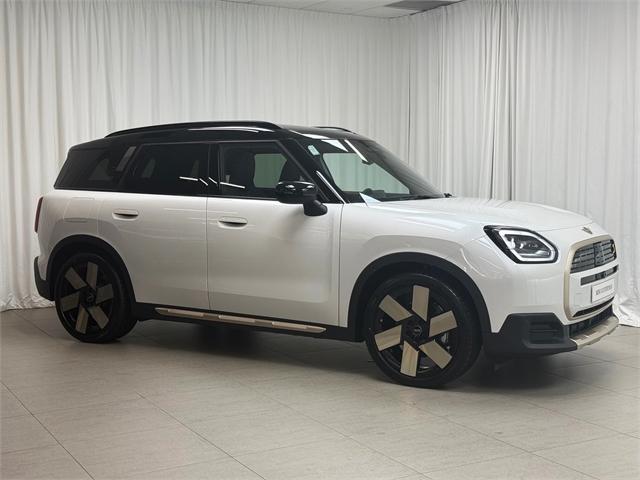 image-2, 2025 MINI Countryman 52GA SE ALL4 Favoured at Christchurch