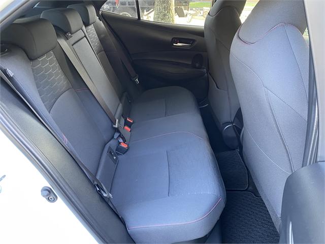 image-10, 2018 Toyota Corolla Sport Hybrid at Christchurch