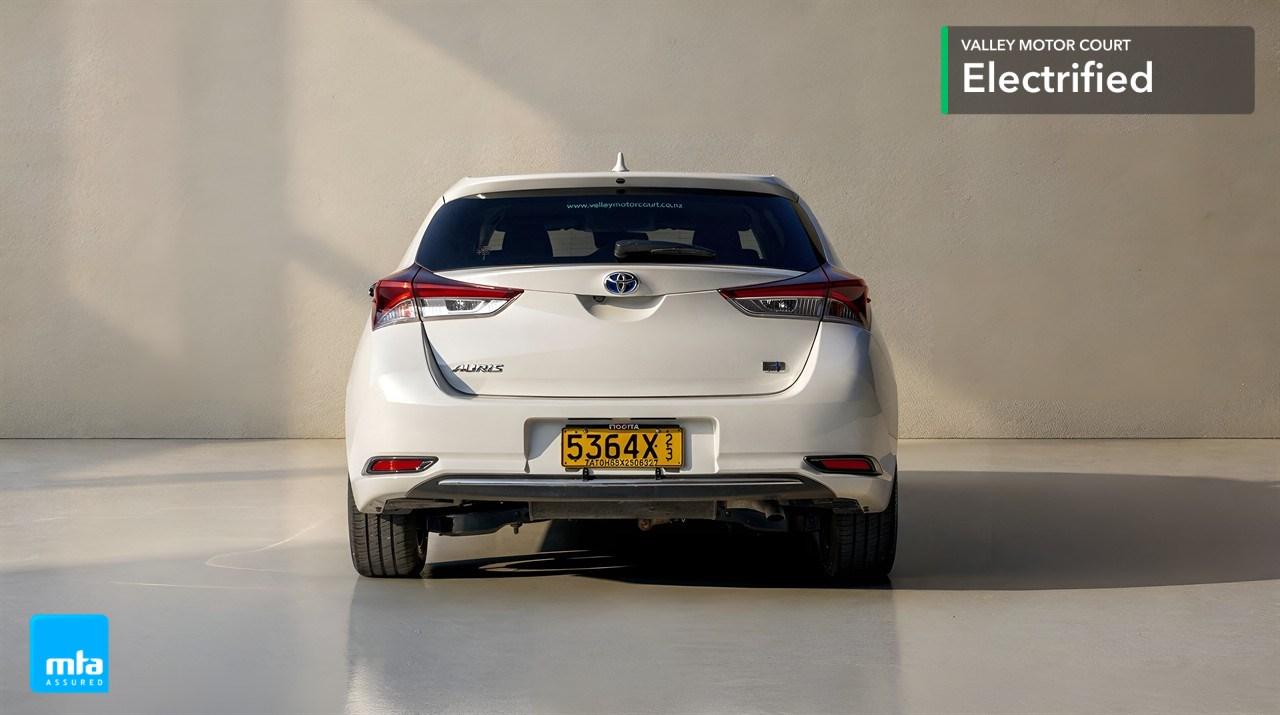 image-5, 2016 Toyota Auris Hybrid at Dunedin