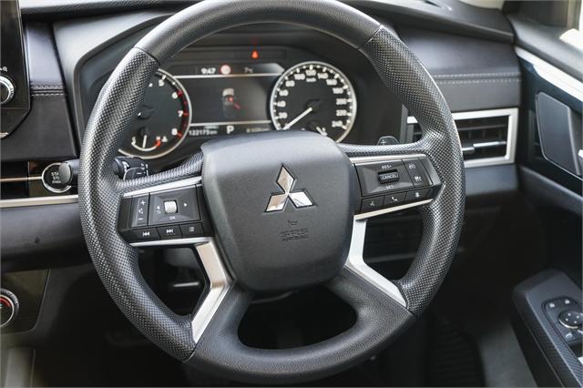 image-14, 2022 Mitsubishi Outlander LS 2.5 4x4 auto at Dunedin