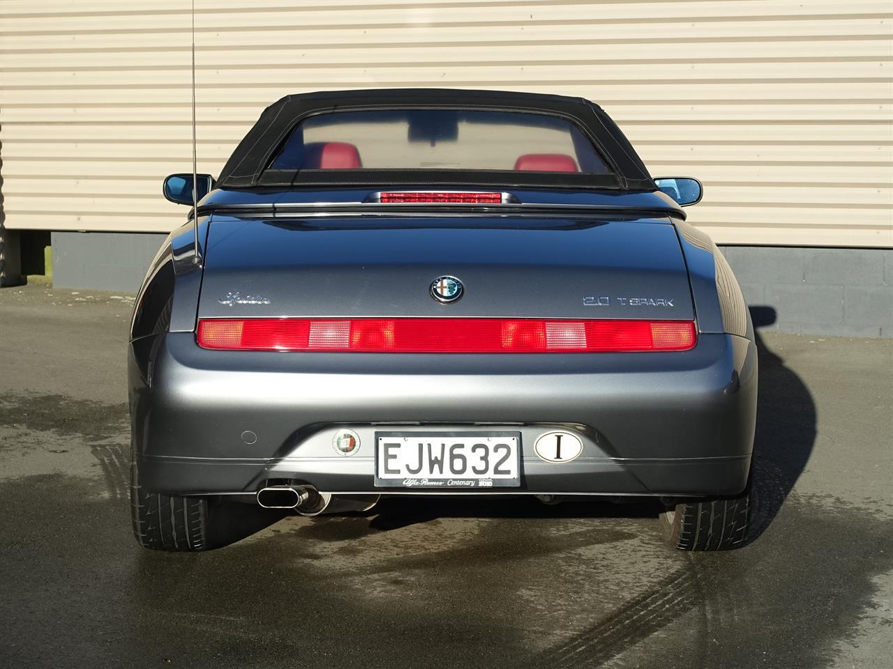 image-15, 2001 AlfaRomeo Spider at Dunedin