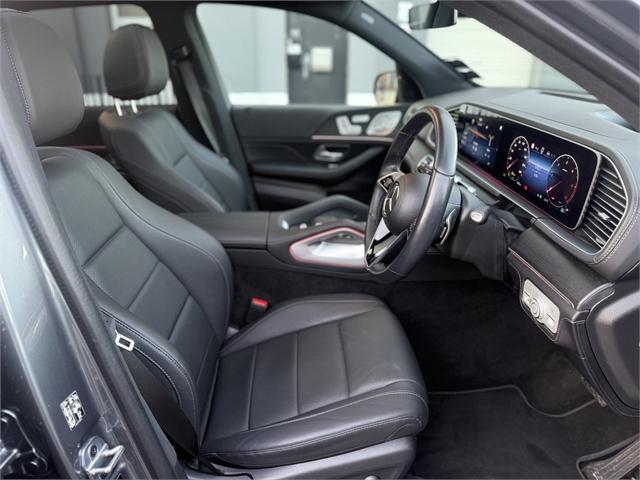 image-9, 2024 MercedesBenz GLE 300 D GLE 300 Night Edition at Dunedin