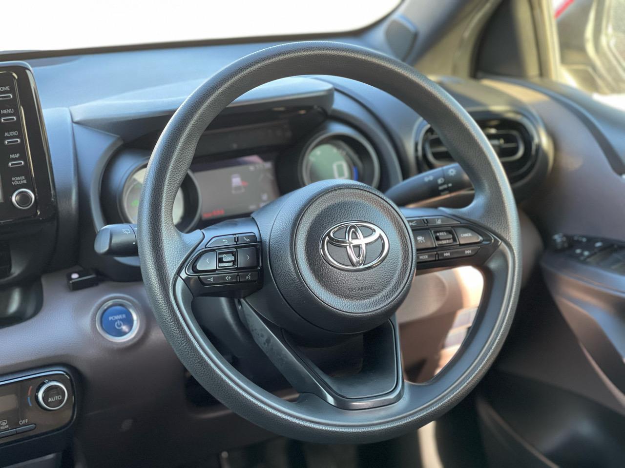 image-11, 2020 Toyota Yaris Hybrid G at Christchurch