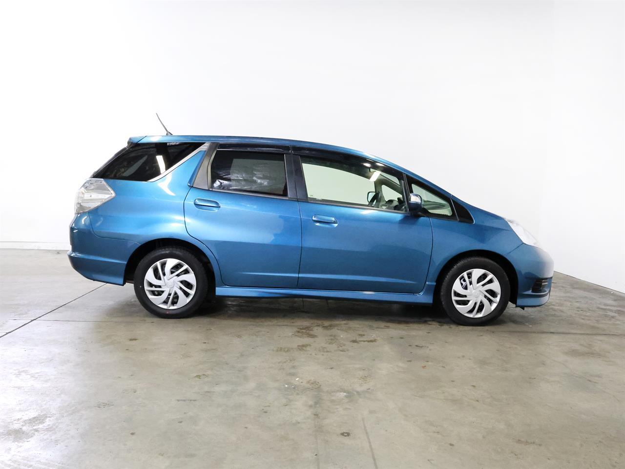 image-9, 2012 Honda Fit Shuttle 'Hybrid' at Christchurch