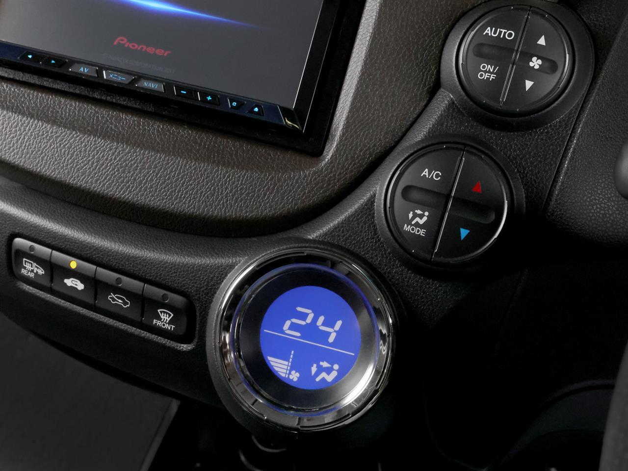 image-15, 2012 Honda Fit Shuttle 'Hybrid' at Christchurch