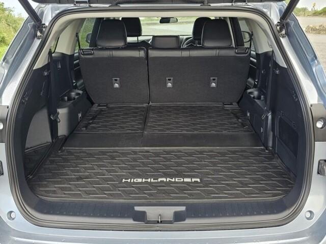 image-11, 2023 Toyota Highlander Limited 2.5P HEV ECVT AWD S at Greymouth