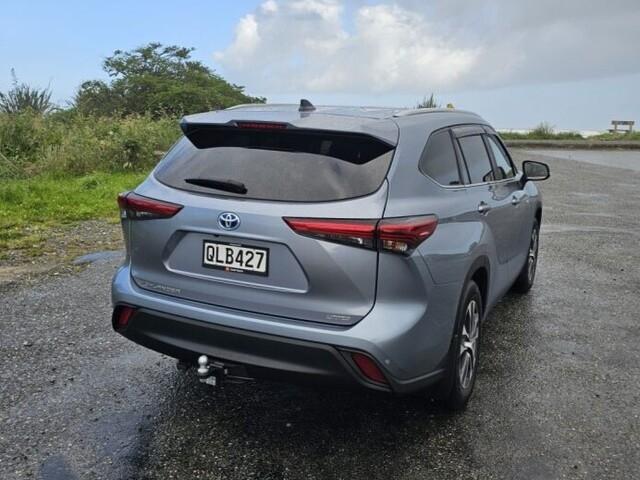 image-8, 2023 Toyota Highlander Limited 2.5P HEV ECVT AWD S at Greymouth