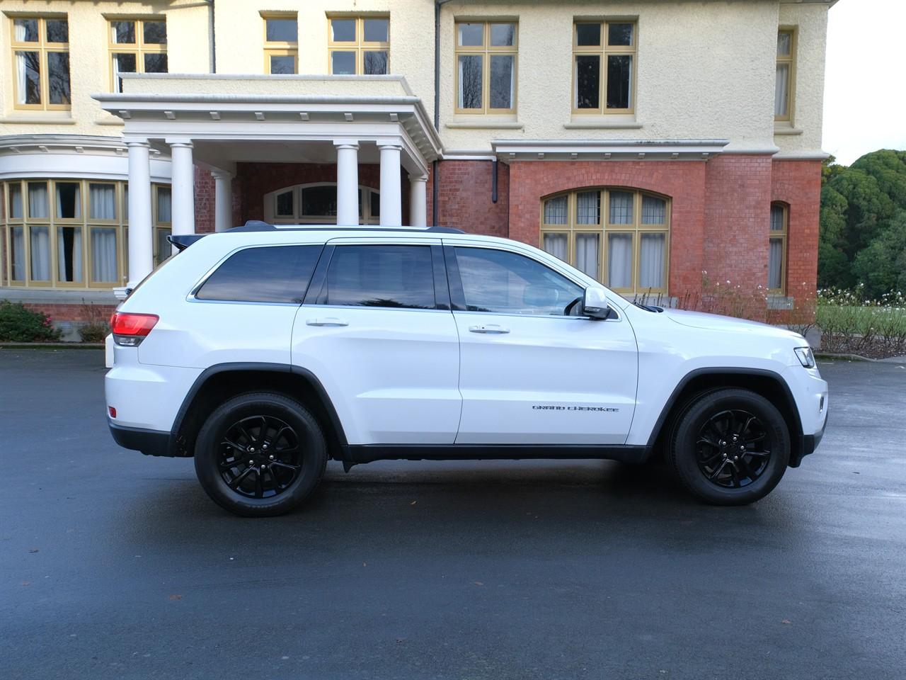 image-9, 2016 Jeep Grand Cherokee 3.6P 4WD Laredo 'Facelift at Christchurch