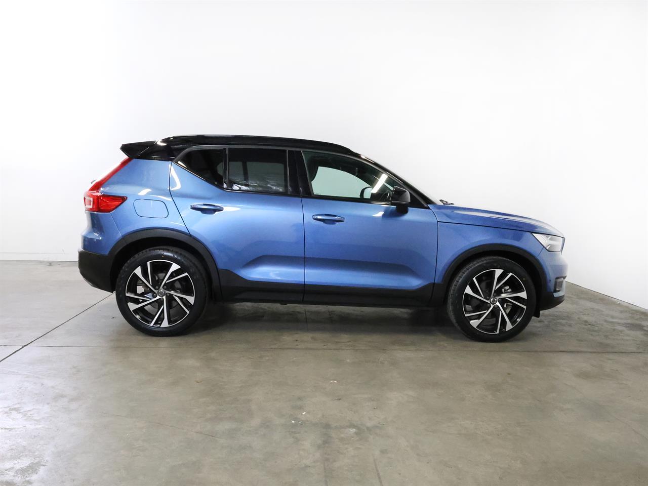 image-9, 2018 Volvo XC40 T5 AWD R-Design at Christchurch
