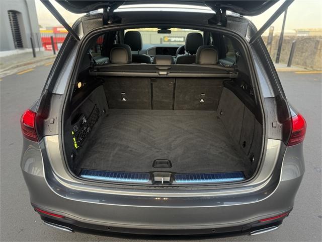 image-6, 2024 MercedesBenz GLE 300 D GLE 300 Night Edition at Dunedin