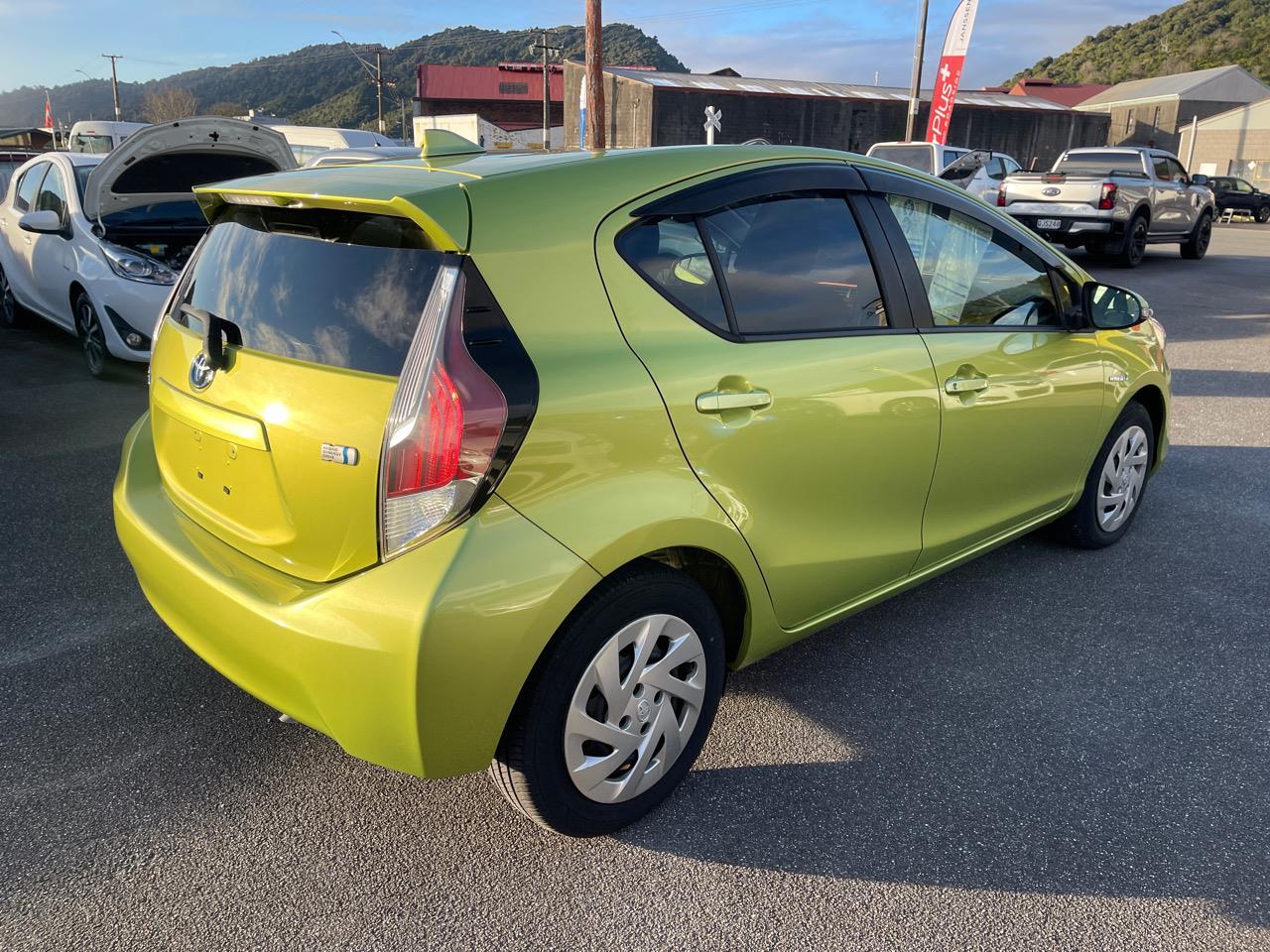 image-2, 2016 Toyota AQUA at Greymouth