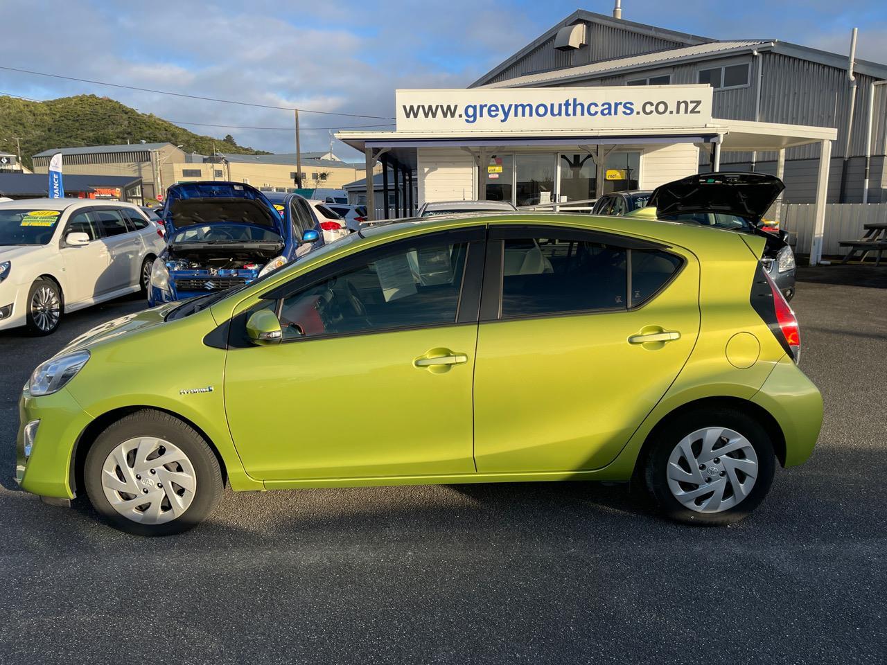 image-7, 2016 Toyota AQUA at Greymouth