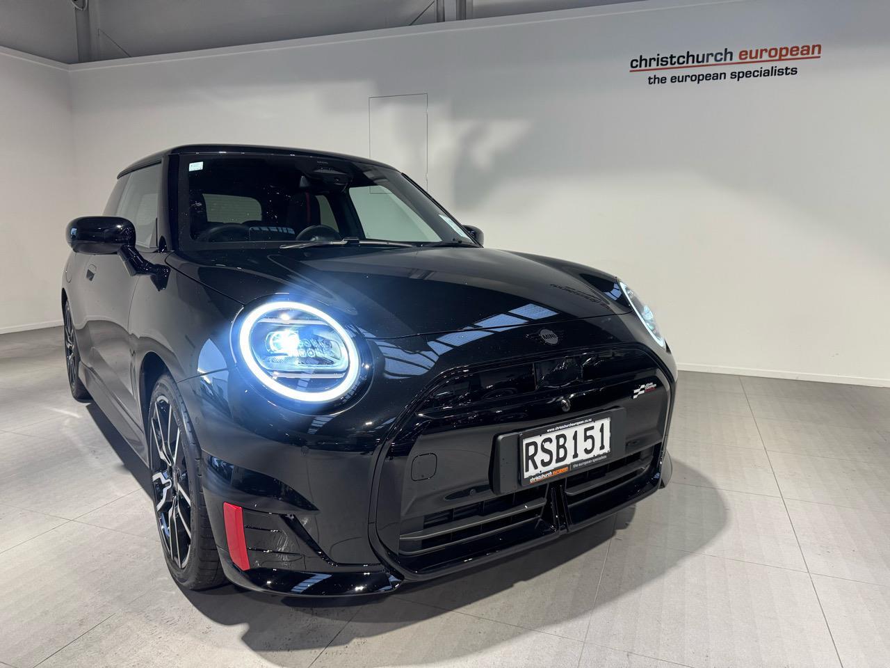 image-1, 2026 Mini Cooper JCW E NZ New Electric Hatch at Christchurch