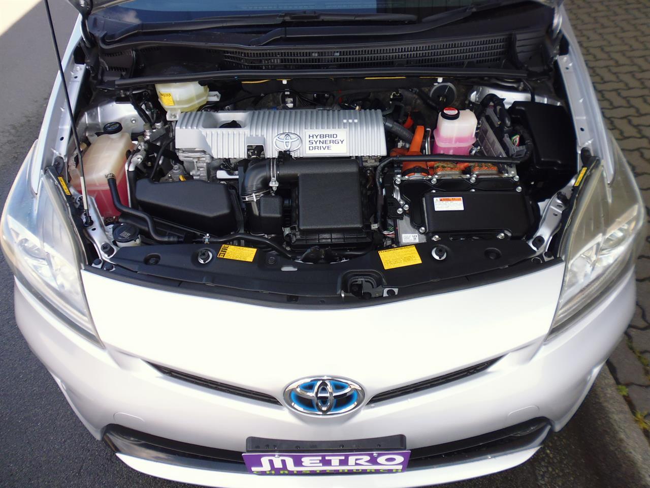 image-14, 2014 Toyota Prius S Hybrid at Christchurch