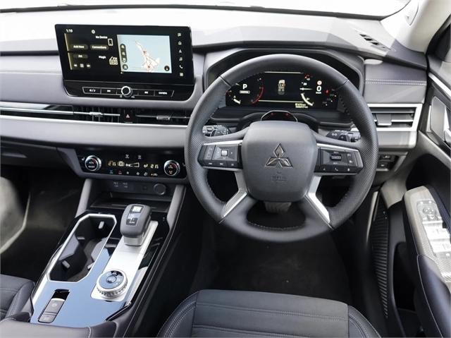 image-8, 2025 Mitsubishi Outlander XLS 2.5 4x4 auto at Dunedin