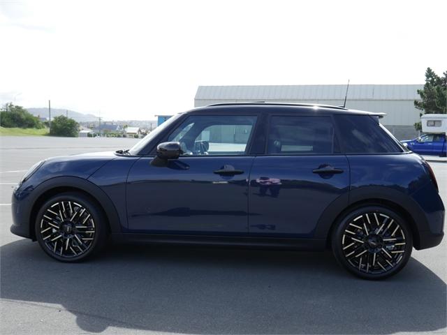 image-5, 2025 MINI Cooper S 5Dr Hatch Favoured at Dunedin