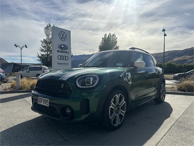 image-0, 2023 MINI Countryman Cooper SE ALL4 100KW PHEV at Queenstown-Lakes