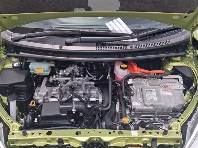 image-9, 2015 Toyota Aqua 1.5L Hybrid at Dunedin