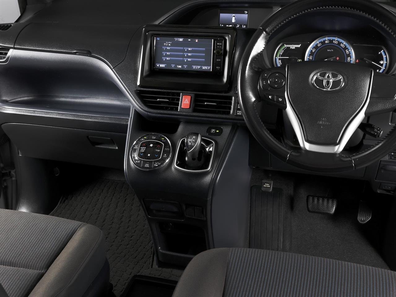 image-10, 2015 Toyota NOAH Hybrid 1.8lt 7-Seater 'X' at Christchurch