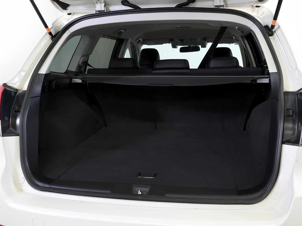 image-19, 2014 Subaru Legacy Wagon Touring 2.5lt 4WD 'Eyesig at Christchurch