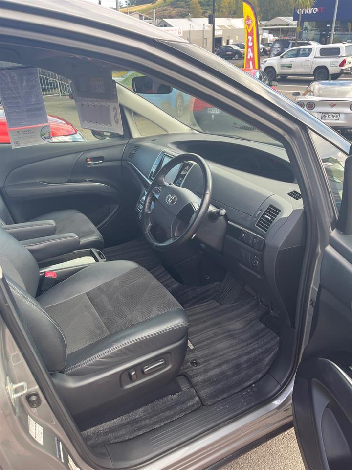 image-8, 2016 Toyota Estima 7 seater at Dunedin