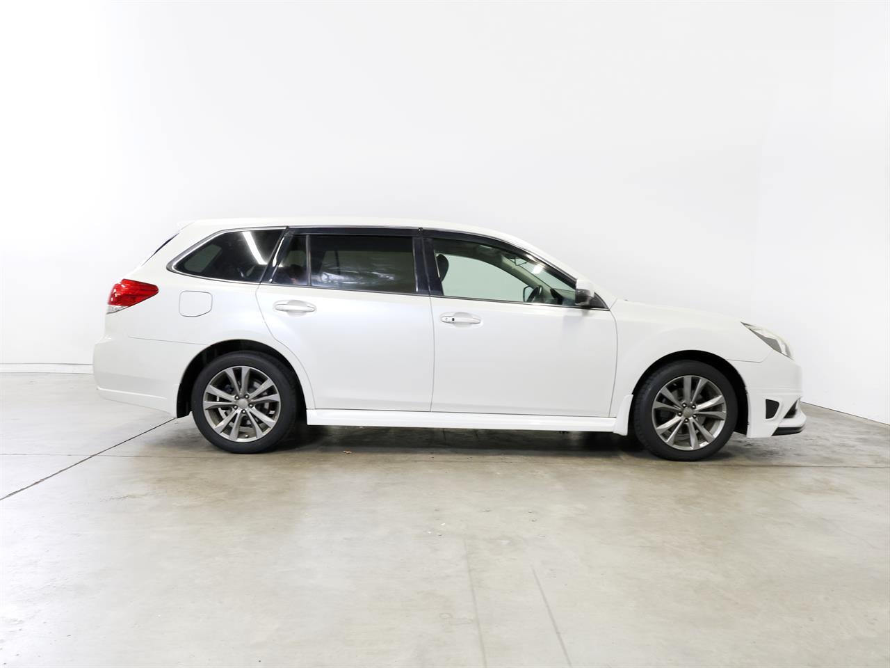 image-9, 2014 Subaru Legacy Wagon Touring 2.5lt 4WD 'Eyesig at Christchurch
