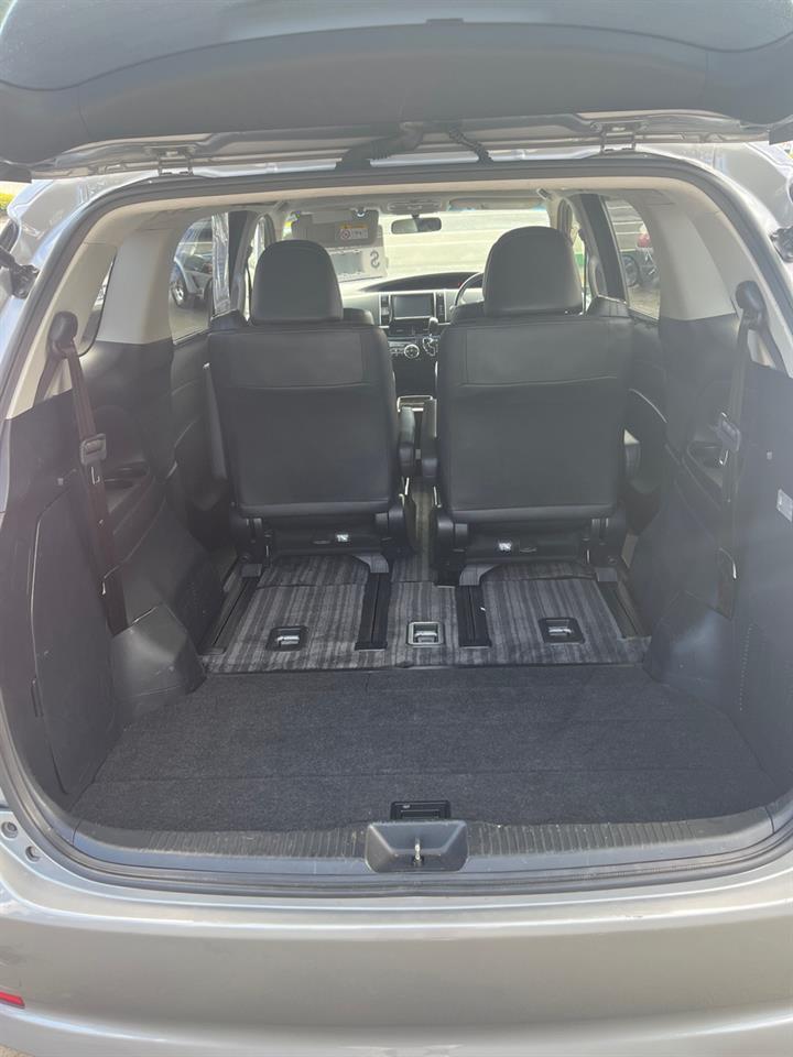 image-6, 2016 Toyota Estima 7 seater at Dunedin