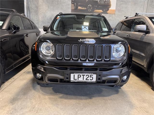 image-1, 2018 Jeep Renegade Trailhawk 2.4P/4WD at Dunedin