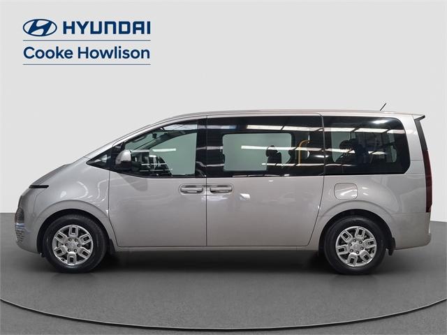 image-7, 2023 Hyundai Staria 2.2DT at Dunedin