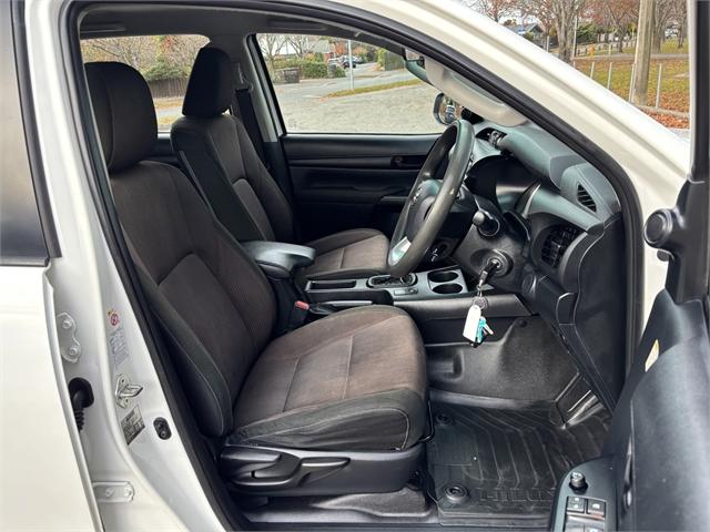 image-9, 2018 Toyota Hilux 2WD SR 2.8DT DOUBLE CAB 6AT at Christchurch
