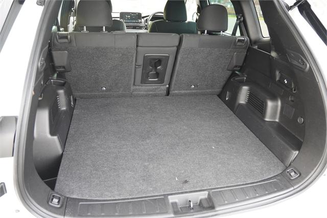 image-18, 2022 Mitsubishi Outlander PHEV LS 4x4 auto at Dunedin